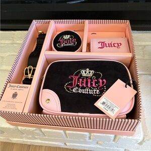 Juicy Couture Pink & Black Logo 4pc Camera Bag Gift Set